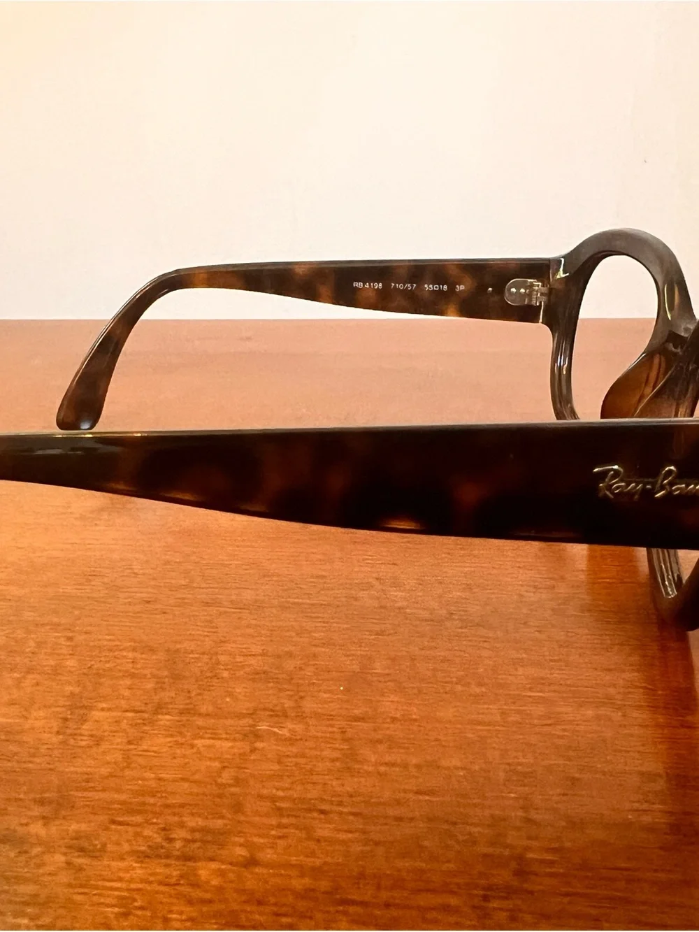 Ray-Ban this listing